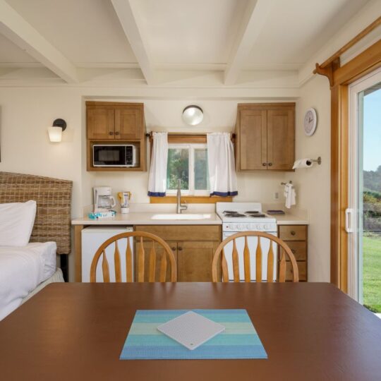 Premier Family Cottage - Windermere on the Beach - A Bandon Hotel
