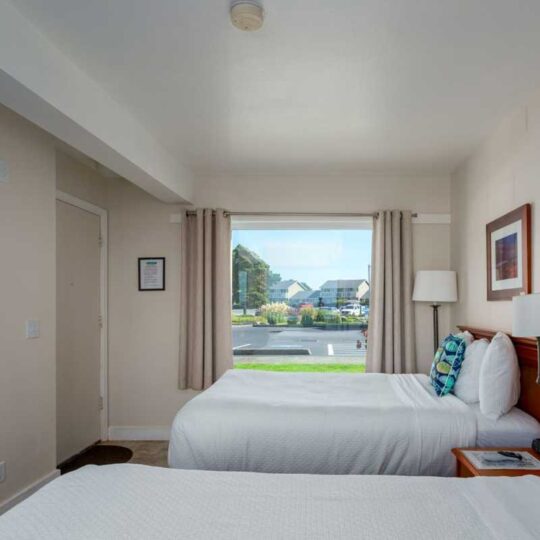 2 Double Beds Room ADA Accessible - Windermere on the Beach - A Bandon Hotel